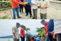 Ketua LSM Brajo Sakti, bersama Kepala Dinas Lingkungan Hidup Kerinci dan perangkat desa menanam pohon dipinggir Danau Koto Petai.”