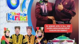 Dr. Askar Jaya, S.Sos., MM, Kadis Lingkungan Hidup Kabupaten Kerinci, menyampaikan ucapan HUT ke-67 Kabupaten Kerinci dan harapan pembangunan berkelanjutan.