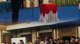 Wakil Wali Kota Sungai Penuh, Azhar Hamzah, melantik 48 pejabat eselon II, III dan IV dalam rangka penyegaran kabinet dan peningkatan pelayanan publik.