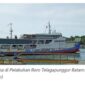 Kendaraan dan penumpang di atas kapal roro ASDP Batam–Jambi.