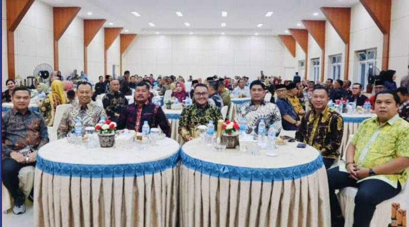 Wali Kota Sungai Penuh Alfin, S.H., menghadiri acara lepas sambut Kapolres Kerinci dan Dandim 0417/Kerinci di Gedung Nasional Sungai Penuh