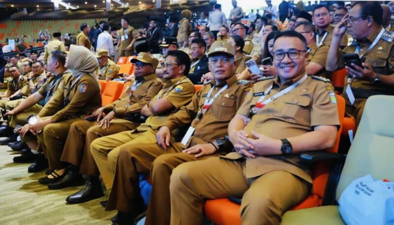 Walikota Sungai Penuh Alfin, SH bersama Wakil Walikota Azhar Hamzah saat menghadiri Rakornas Pemerintah Pusat dan Daerah Tahun 2026 di SICC Bogor.