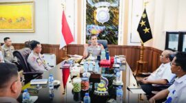 Kapolda Jambi Irjen Pol. Krisno H. Siregar memimpin rapat koordinasi bersama Pemprov dan Pemkot Jambi membahas persiapan karya bakti sosial di Taman Eks MTQ.