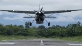Pesawat Cessna PK-SNR milik PT Smart Air Aviation yang dilaporkan ditembak di Bandara Koroway Batu, Boven Digoel, Papua Selatan.