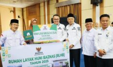 Pemkot Sungai Penuh dan BAZNAS Salurkan 250 Paket Sembako serta Bantuan Rumah Layak Huni