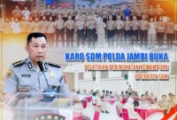 Karo SDM Polda Jambi Kombes Pol Handoko saat membuka Pelatihan Peningkatan Kemampuan Operator SDM di Aula Gedung Siginjai.