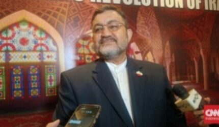 Duta Besar (Dubes) Iran Mohammad Boroujerdi memberikan pernyataan soal isu Indonesia kirim pasukan perdamaian ke Gaza di Jakarta.