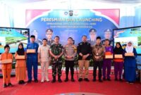 Wakapolda Jambi bersama pejabat dan pelajar saat peresmian serta launching operasional SPPG jajaran Polda Jambi.