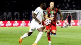 Henri Doumbia membuka keunggulan Bhayangkara FC pada menit ke-26 melalui tandukan dari bola mati.