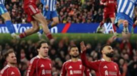 Liverpool merayakan gol Curtis Jones saat menang 3-0 atas Brighton & Hove Albion di Babak Keempat Piala FA 2025/2026.