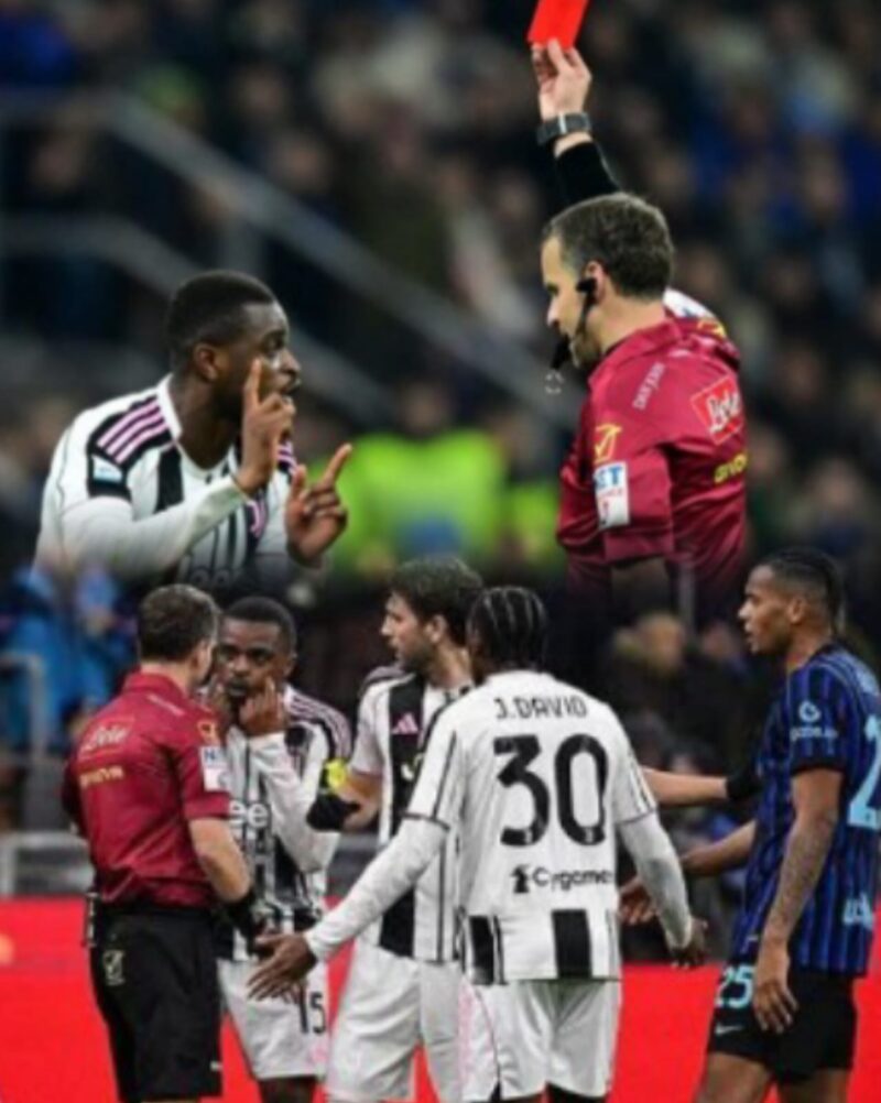 Pierre Kalulu diusir wasit Federico La Penna saat Juventus kalah 2-3 dari Inter Milan