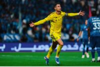 Cristiano Ronaldo mencetak gol saat comeback dan membawa Al-Nassr menang 2-0 atas Al-Fateh.