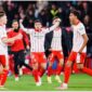 Fran Beltrán merayakan gol kontroversial saat Girona menghadapi Barcelona di LaLiga.