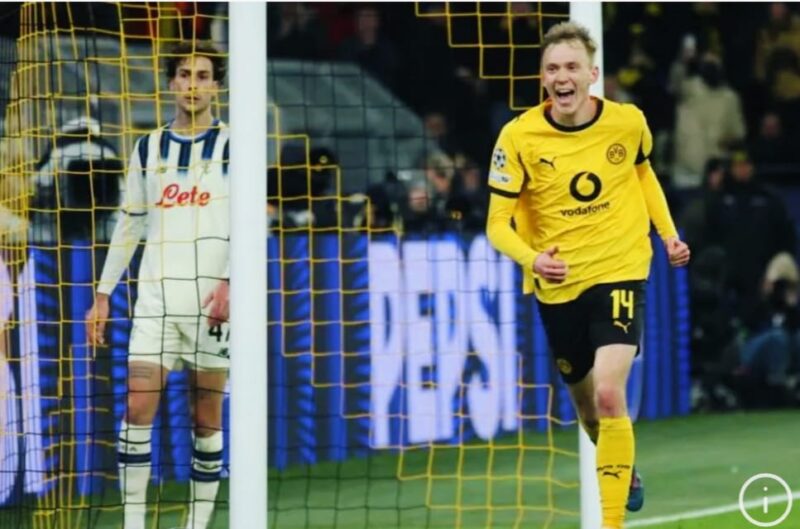 Serhou Guirassy melakukan selebrasi usai mencetak gol dalam kemenangan Borussia Dortmund 2-0 atas Atalanta di Liga Champions.