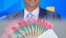 Menteri Keuangan Purbaya Yudhi Sadewa memastikan THR ASN 2026 cair pada pekan pertama Ramadan dengan anggaran Rp55 triliun.