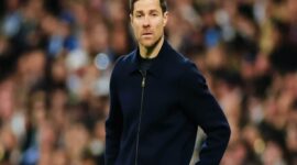 Xabi Alonso dikabarkan menolak tawaran Marseille dan menunggu peluang melatih Liverpool musim depan.