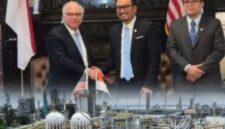 Pertemuan strategis Pertamina Patra Niaga dengan mitra energi global di Washington DC untuk mengamankan pasokan minyak mentah dan LPG 2026, ditampilkan bersama ilustrasi fasilitas kilang dan terminal energi nasional.