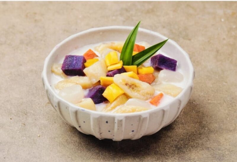 Ilustrasi kolak creamy tanpa santan yang lebih ringan dan cocok sebagai menu buka puasa sehat.