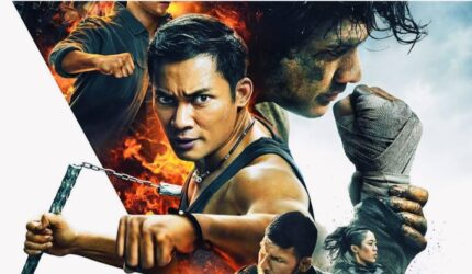 Poster film Triple Threat menampilkan Iko Uwais dalam adegan laga