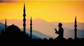 Umat Muslim menahan diri dari makan dan minum selama puasa sesuai rukun puasa.