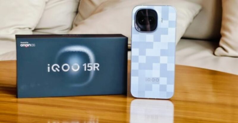 iQOO 15R hadir di Indonesia dengan chipset Snapdragon 8 Gen 5 dan baterai 7.600 mAh.