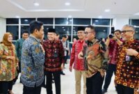 Wali Kota Sungai Penuh Alfin menghadiri RUPS Tahunan dan RUPS Luar Biasa Bank Jambi 2026 bersama Gubernur Jambi dan jajaran pimpinan daerah di Gedung Mahligai 9, Jambi.