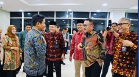 Wali Kota Sungai Penuh Alfin menghadiri RUPS Tahunan dan RUPS Luar Biasa Bank Jambi 2026 bersama Gubernur Jambi dan jajaran pimpinan daerah di Gedung Mahligai 9, Jambi.