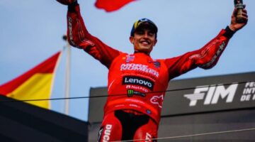 Marc Marquez berpeluang memecahkan rekor kemenangan Valentino Rossi pada musim MotoGP 2026.