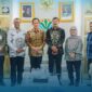 Bupati Kerinci Monadi saat melakukan audiensi dengan Menteri Lingkungan Hidup RI Hanif Faisol Nurafiq di Jakarta
