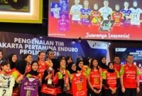 Pemain Jakarta Popsivo Polwan merayakan kemenangan yang memastikan langkah ke Final Four Proliga 2026.