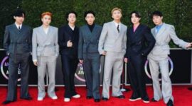 Grup K-pop BTS merilis album “Arirang” yang menandai 12 tahun perjalanan karier mereka di industri musik global.