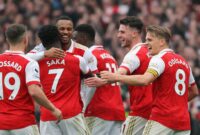 Arsenal memperlebar jarak dari Manchester City di puncak klasemen Liga Inggris setelah meraih hasil positif pada pekan terbaru.