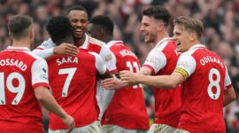 Arsenal memperlebar jarak dari Manchester City di puncak klasemen Liga Inggris setelah meraih hasil positif pada pekan terbaru.