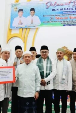 Wako Alfin dan Wawako Azhar Dampingi Gubernur Jambi Safari Ramadhan di Masjid Nurul Iman
