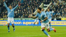 Manchester City memastikan kemenangan atas Newcastle United dan melaju ke babak berikutnya di FA Cup.