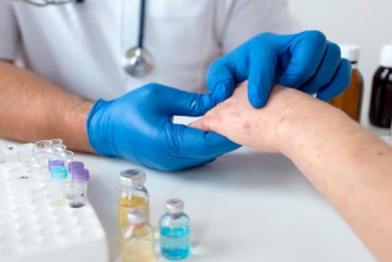 Vaksin campak menjadi langkah penting untuk melindungi anak dari penyakit yang mudah menular.