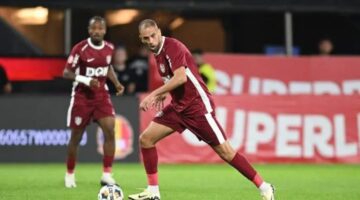 Striker veteran Aljazair Islam Slimani yang kini membela CFR Cluj di Liga Rumania.