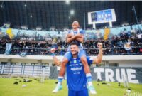 Persib Bandung mencatat rekor sempurna dalam 13 laga kandang di Stadion Gelora Bandung Lautan Api.