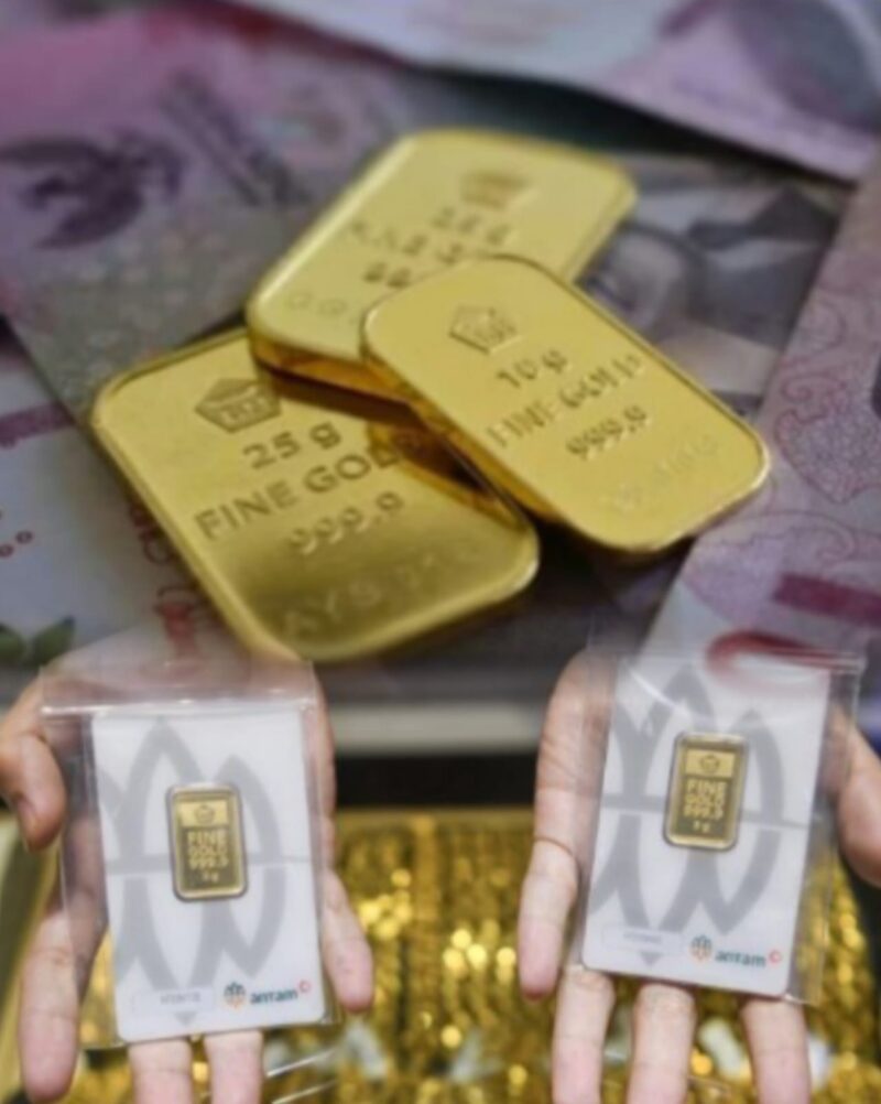 Ilustrasi logam mulia emas Antam dan UBS yang dijual di Pegadaian dengan harga terbaru 13 Maret 2026.