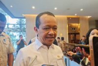 Menteri ESDM Bahlil Lahadalia memberikan klarifikasi soal isu kenaikan harga BBM non-subsidi.
