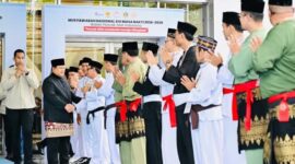 Presiden Prabowo Subianto disambut para pesilat saat menghadiri dan membuka Munas XVI Ikatan Pencak Silat Indonesia masa bakti 2026–2030 di Jakarta International Convention Center.