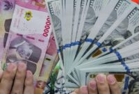 Nilai tukar rupiah kembali tertekan akibat faktor global dan domestik