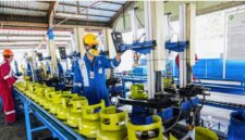 Ilustrasi tabung LPG 3 kg bersubsidi dan Bright Gas 12 kg non-subsidi yang mengalami kenaikan harga signifikan. 