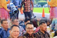 Wali Kota Sungai Penuh Alfin bersama pejabat pusat saat menghadiri Halal Bihalal Perantau Sumbagsel di Griya Agung Palembang