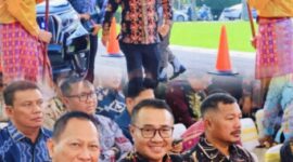 Wali Kota Sungai Penuh Alfin bersama pejabat pusat saat menghadiri Halal Bihalal Perantau Sumbagsel di Griya Agung Palembang