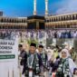 Jamaah haji Indonesia tiba di Madinah pada pekan pertama operasional haji 2026 dan disambut petugas haji di bandara.