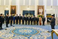 Presiden Prabowo melantik pejabat baru dalam reshuffle kabinet April 2026