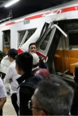 Kronologi Mengejutkan: Dari Gangguan Kecil hingga Tabrakan KA Argo Bromo dan KRL