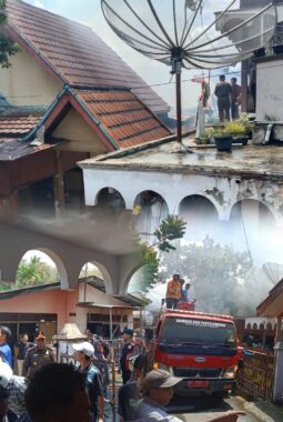 BREAKING NEWS: Kebakaran Hebat di Koto Tinggi, Rumah Milik Yesi Mapurba Ludes Dilalap Api