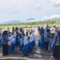 Puluhan murid TK Negeri Pembina Kecamatan Sungai Penuh mengikuti kegiatan studi tour edukatif di Bandara Depati Parbo Kerinci untuk mengenal dunia penerbangan sejak dini